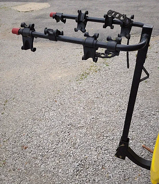 Yakima Bighorn Tilting 4 Bike Hitch Rack Cycling/Touring Vehicle Bicycle Mount